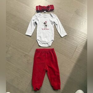 Festive Baby’s First Christmas Outfit with Reindeer Design and Matching Bow